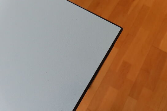 Mødebord. Mrk Kinnarps Workspace Solutions