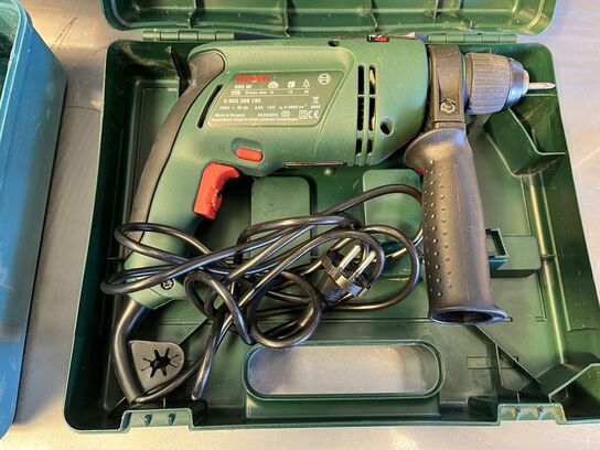 2 stk. el boreslagmaskiner MAKITA + akku skruemaskine BOSCH