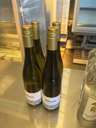 4 flasker hvidvin riesling MOSEL HEINRICHSHOF 2021