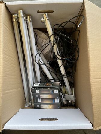 8 stk. LED neon APE LAPS inden/udendørs smart fj.betj. + 2 stk. E27 Philips Hue