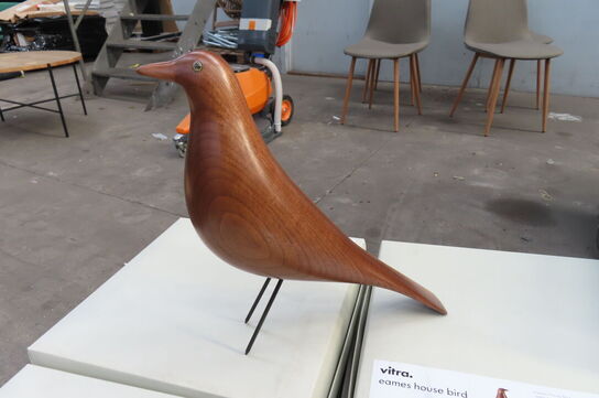 House Bird EAMES VITRA.
