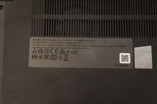 Computer LENOVO V15 G4 AMN