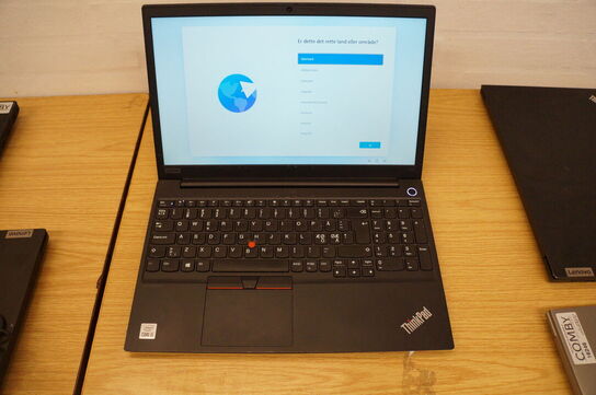 Computer LENOVO TP00117A