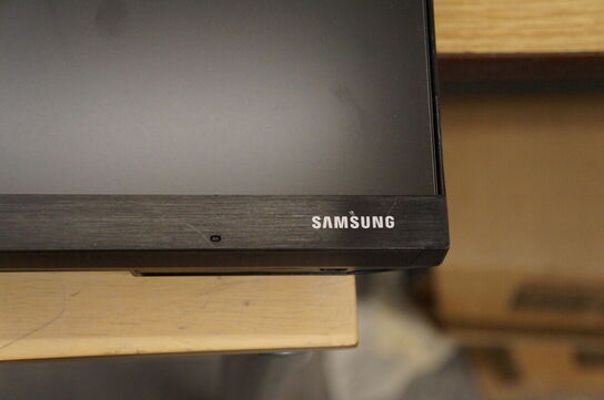 Skærm SAMSUNG F24T372FWR