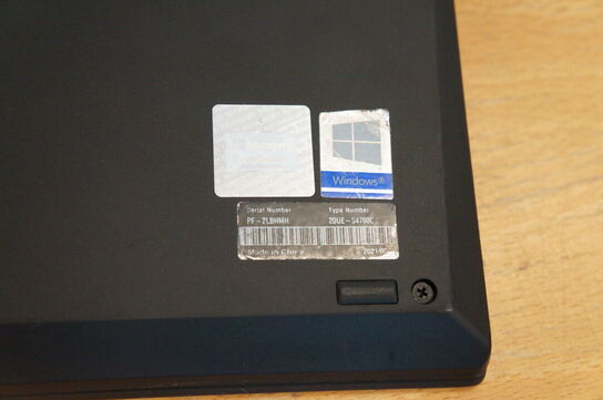 Computer LENOVO TP00103G