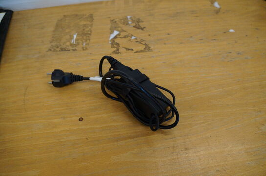 Computer LENOVO TP00103G