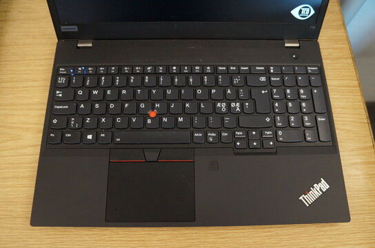 Computer LENOVO TP00104C