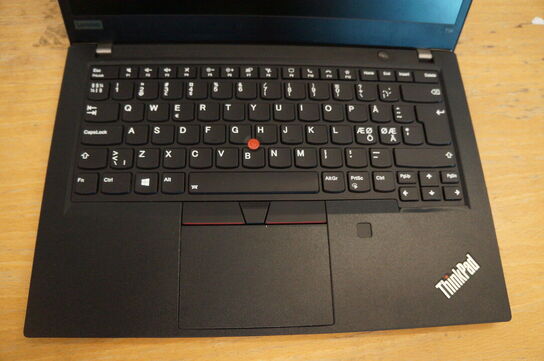 Computer LENOVO TP00103G