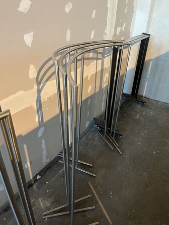 3 stk. Tøj stativ - rustfri stål buede stativer