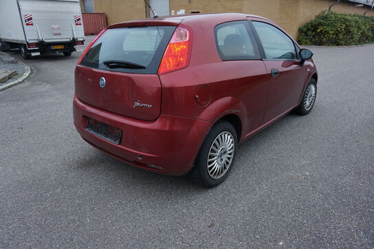 Fiat Punto 1,2 personbil Rød Årg. 2006 