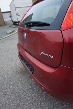 Fiat Punto 1,2 personbil Rød Årg. 2006 