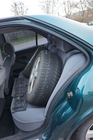 Peugeot 406, 1,8 Sedan Grøn metallic Årg. 2002 (MOMSFRI)