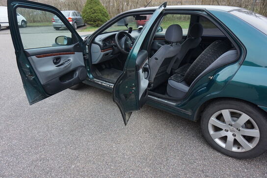 Peugeot 406, 1,8 Sedan Grøn metallic Årg. 2002 (MOMSFRI)