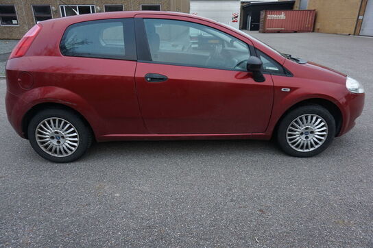 Fiat Punto 1,2 personbil Rød Årg. 2006 