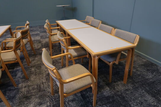 2 stk. borde MAGNUS OLESEN med 8 stk. spisebordsstole