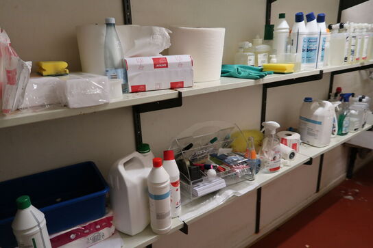 Div. Rengøringsartikler og rengøringsmidler