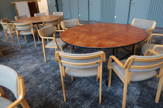 Klapbord med 6 stk. spisebordsstole