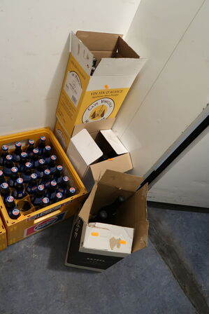 18 flasker blandet vin