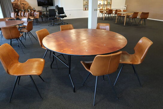 Klapbord med 6 stk. spisebordsstole