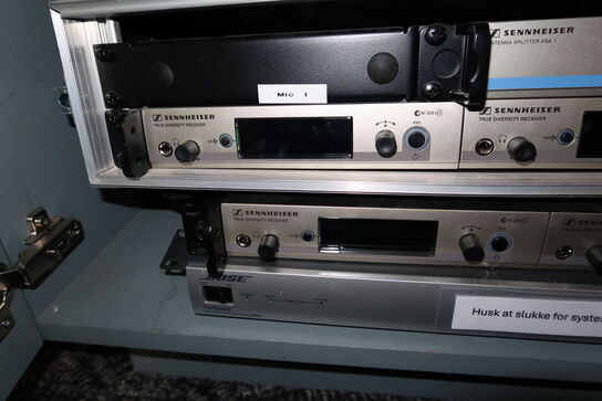 Div. Trådløsesystemer SENNHEISER TRUE DIVERSITY RECEIVER samt mikrofoner