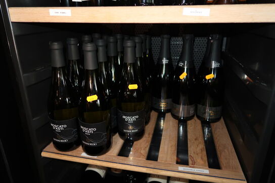 19 flasker mousserendevin MOSCATO D'ASTI, CAVA