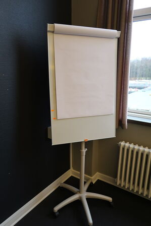Whiteboard på stativ
