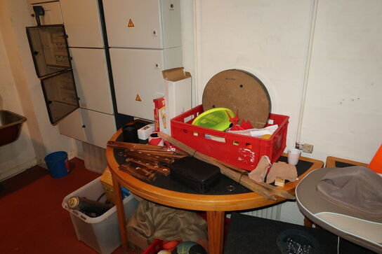 Overheadprojektor, div. Spil og sjov (højtalere medfølger ikke)