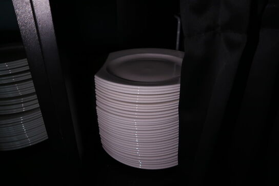 Div. Tallerkner CHURCHILL