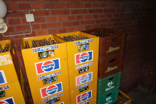 38 kasser med pantflasker