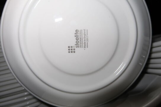 Div. Underkopper og tallerkner STEELITE