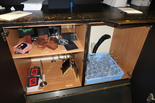 Div. Vinglas, shotsglas, salt/peberkværn, ølkander m.m.