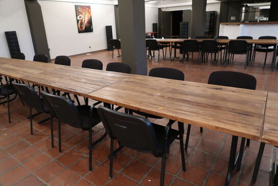 16 stk. stabelstole (borde medfølger ikke)