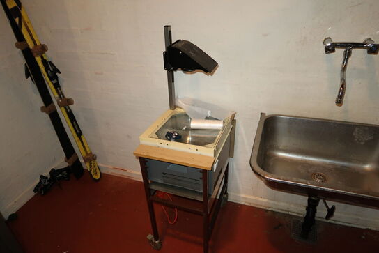 Overheadprojektor, div. Spil og sjov (højtalere medfølger ikke)