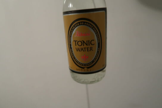 4 kasser alkoholfriøl og tonic ALBANI