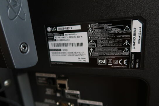 Fjernsyn LG 65UT640S0ZA med konferencesystem AVER VB342+