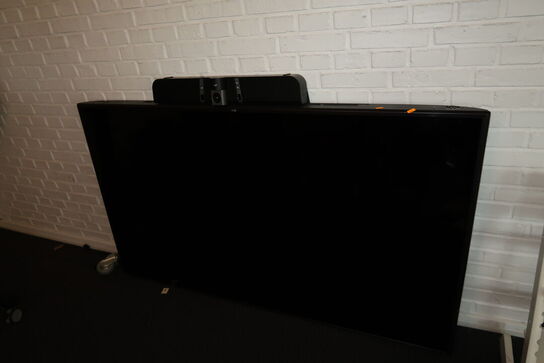 Fjernsyn LG 75UT640S0ZA med konferencekamera AVER VB342+