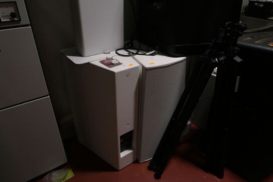 3 stk. højtalere COMMUNITY I SERIES IP8-1122/64W