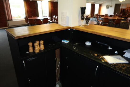 Div. Vinglas, shotsglas, salt/peberkværn, ølkander m.m.