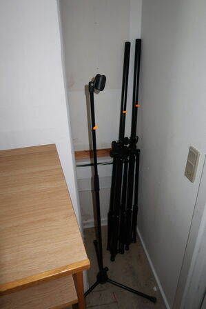 3 stk. stativer til højtalere og mikrofon