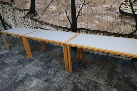 3 stk. borde MAGNUS OLESEN