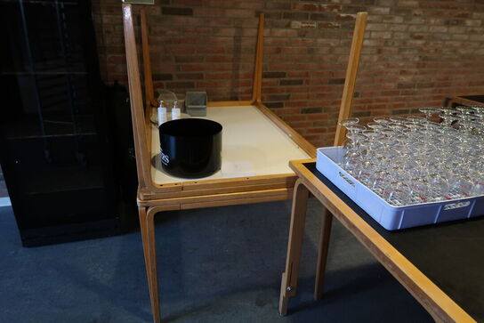 4 stk. borde MAGNUS OLESEN uden indhold