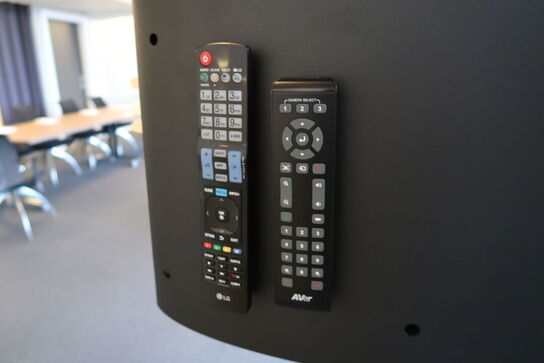 Fjernsyn LG 65UT640S0ZA med konferencesystem AVER VB342+