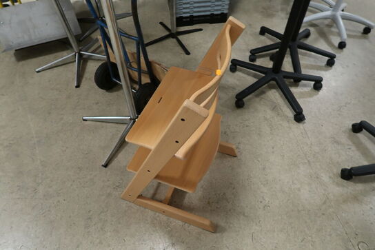 4 stk. barborde samt børnestol TRIP TRAP