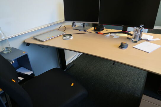 El. hæve/sænke skrivebord uden indhold med skuffemodul