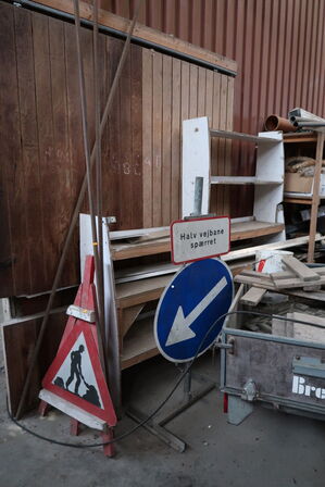 Div. Skilte samt reoler