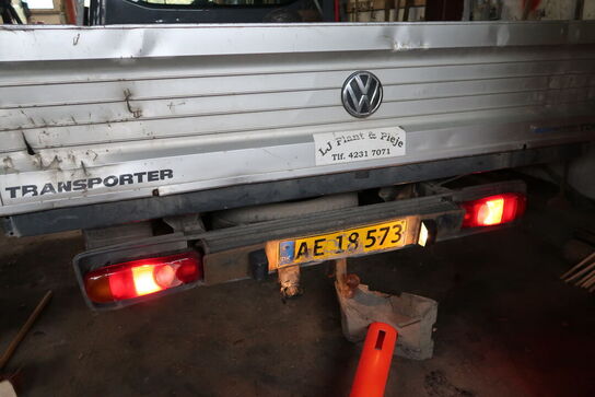 Varebil VOLKSWAGEN Transporter Dobbeltkabine 2.0 Tdi Med kran PELA TOOLS Hydraulic Lift Crane SX0204-1