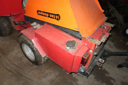 Redskabsbærer LOMBARDINI HTF BOXER 927 med sneplov, saltspreder