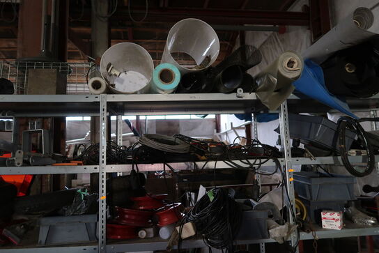 Lagerreoler med div. Værktøj og reservedele (generator medfølger ikke)