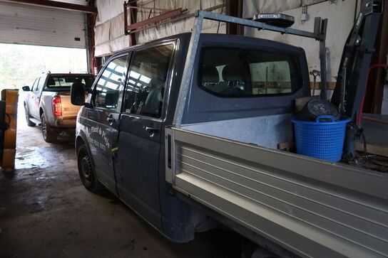 Varebil VOLKSWAGEN Transporter Dobbeltkabine 2.0 Tdi Med kran PELA TOOLS Hydraulic Lift Crane SX0204-1