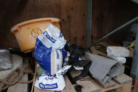 Div. Kantsten, fliser, stolpebeton m.m.